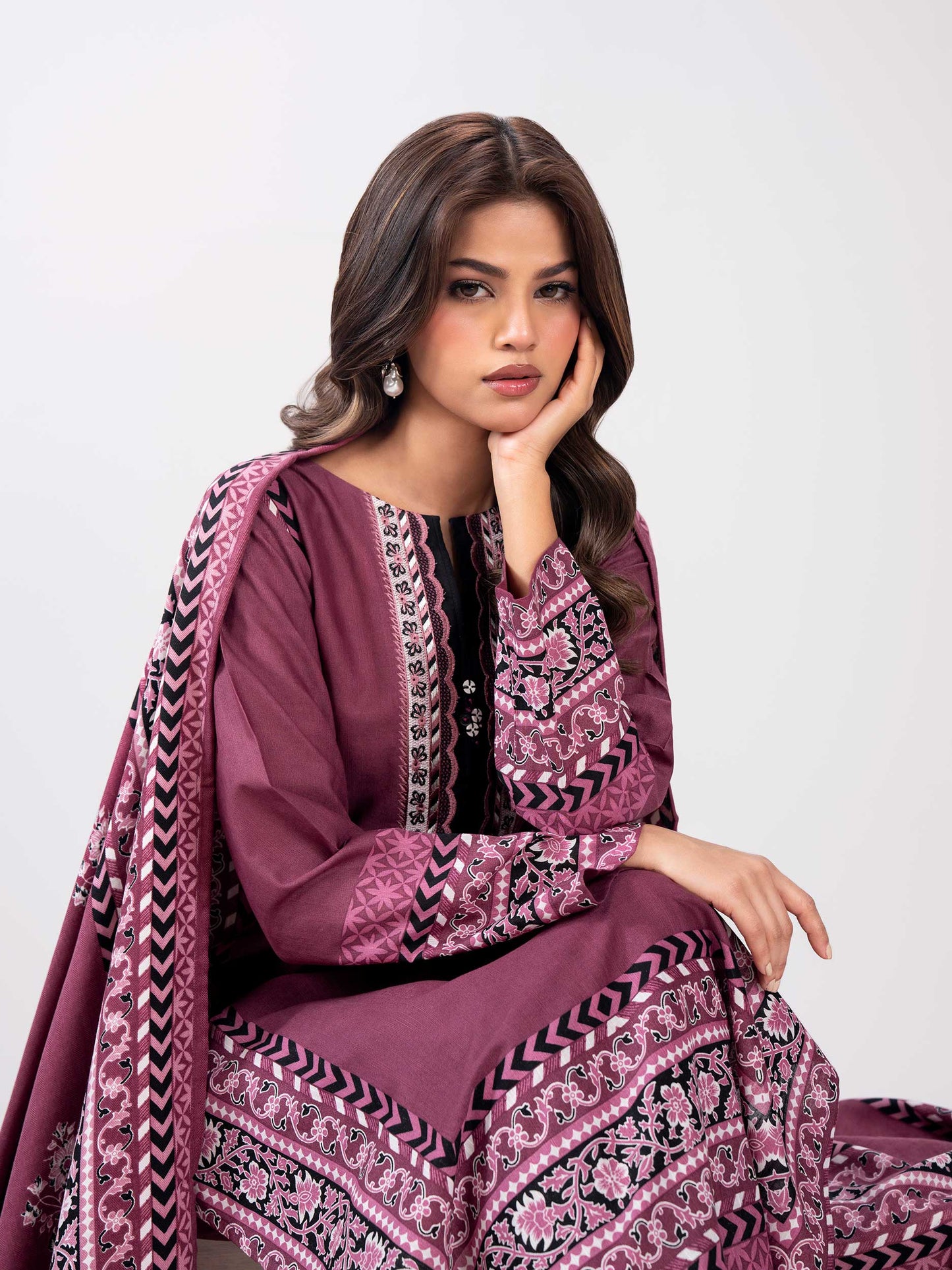 3 Piece Slub Khaddar Suit- Embroidered (Pret)