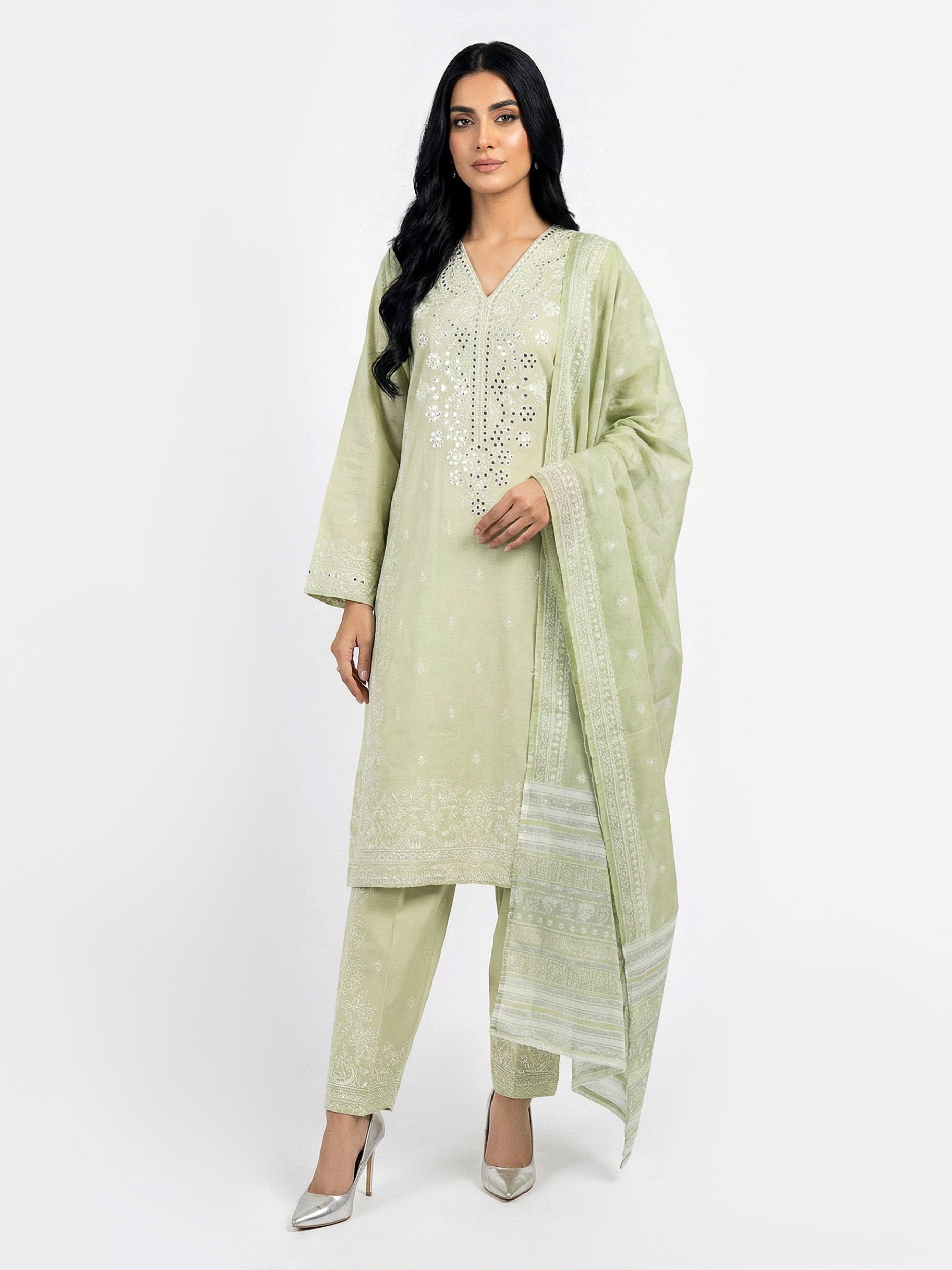 3-piece-yarn-dyed-suit--embroidered-(pret)