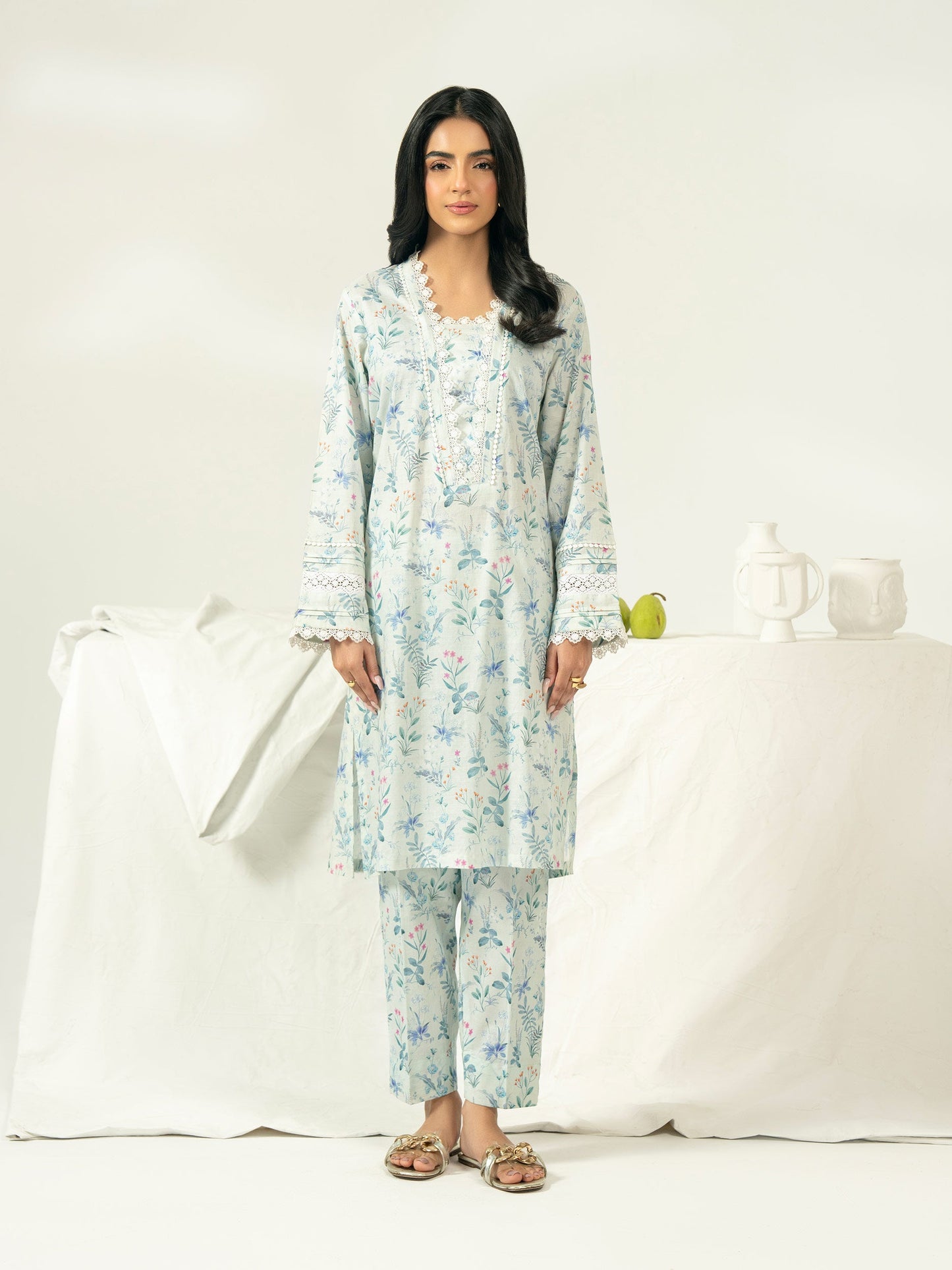 2 Piece Lawn Suit-Embroidered (Pret)