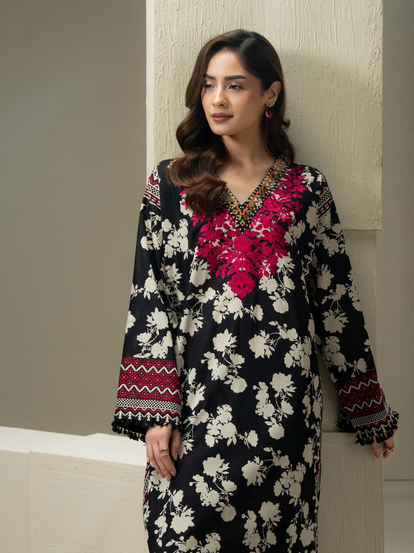 2 Piece Cambric Suit-Embroidered (Pret)