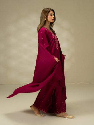 3-piece-khaddar-suit-embroidered-(pret)