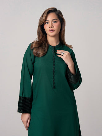 2-piece-khaddar-suit--embroidered-(pret)