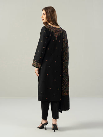 3-piece-khaddar-suit--embroidered-(pret)