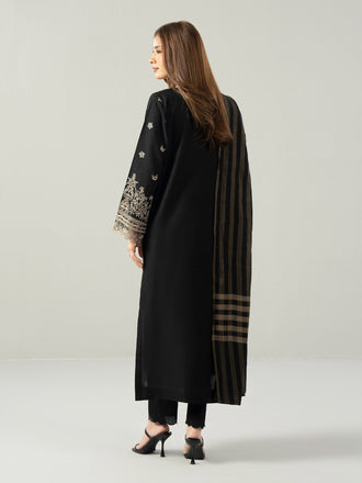 3-piece-khaddar-suit--embroidered-(pret)