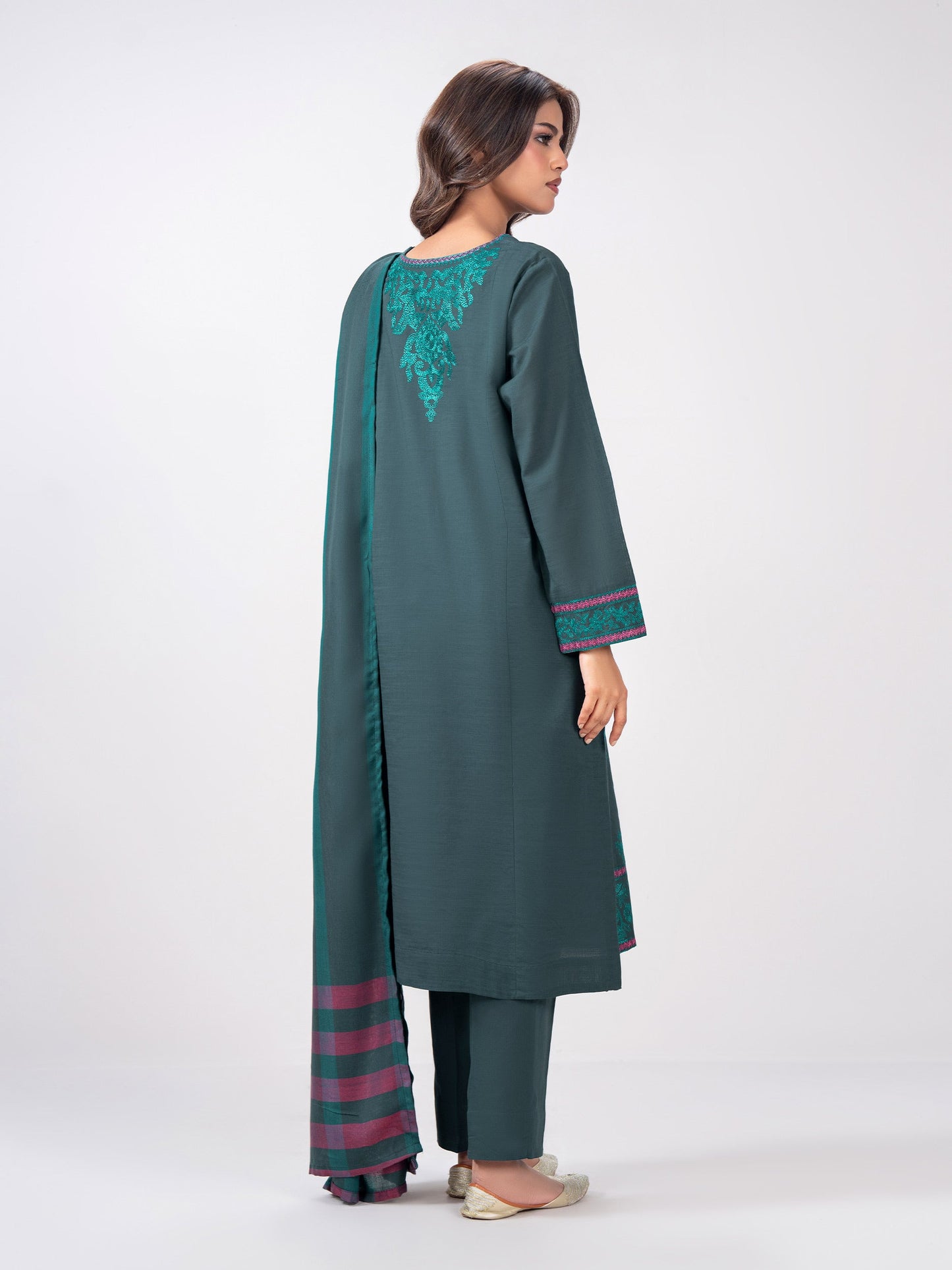 3 Piece Slub Khaddar Suit- Embroidered (Pret)