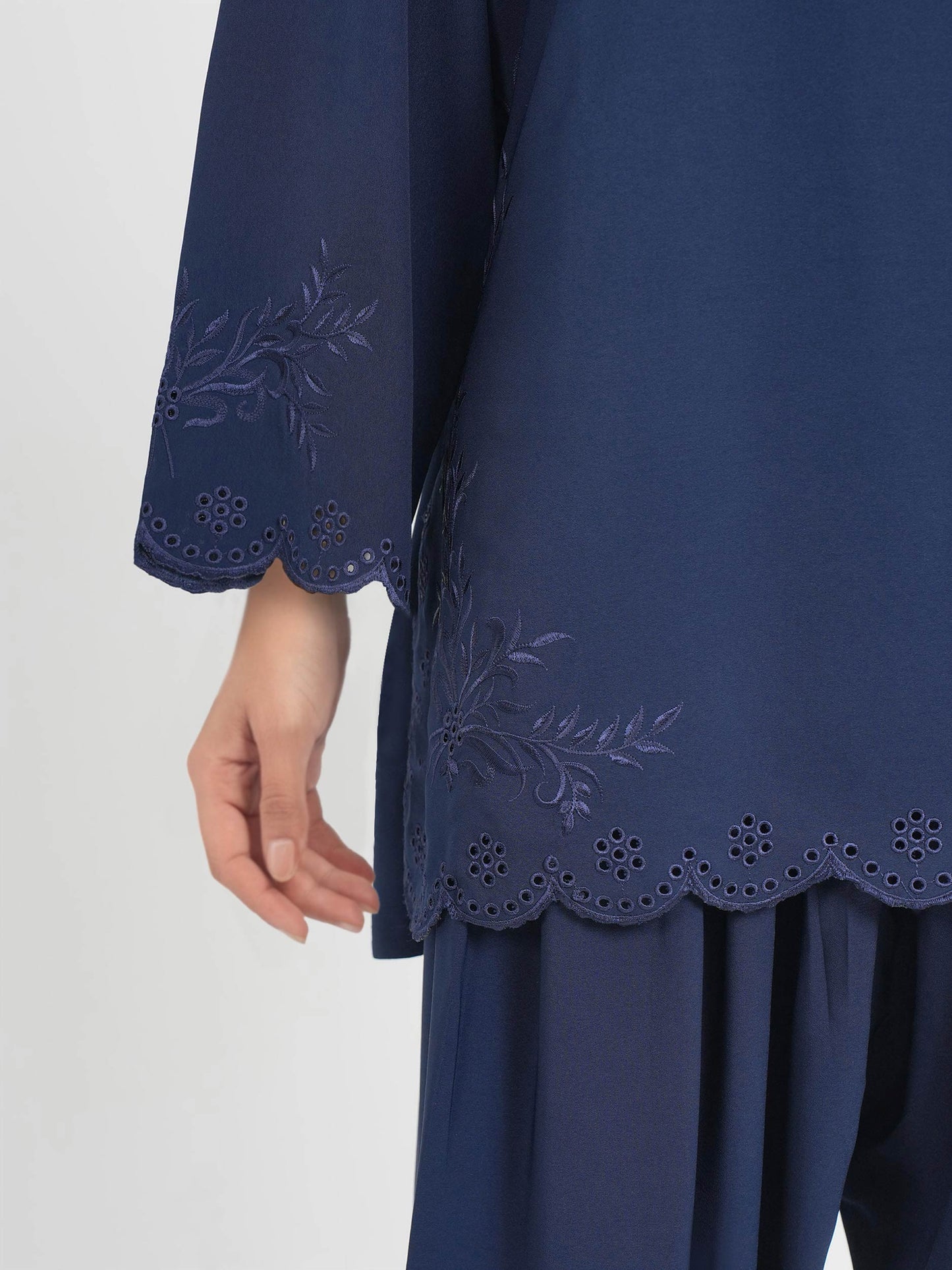 Grip Co-ord set- Embroidered