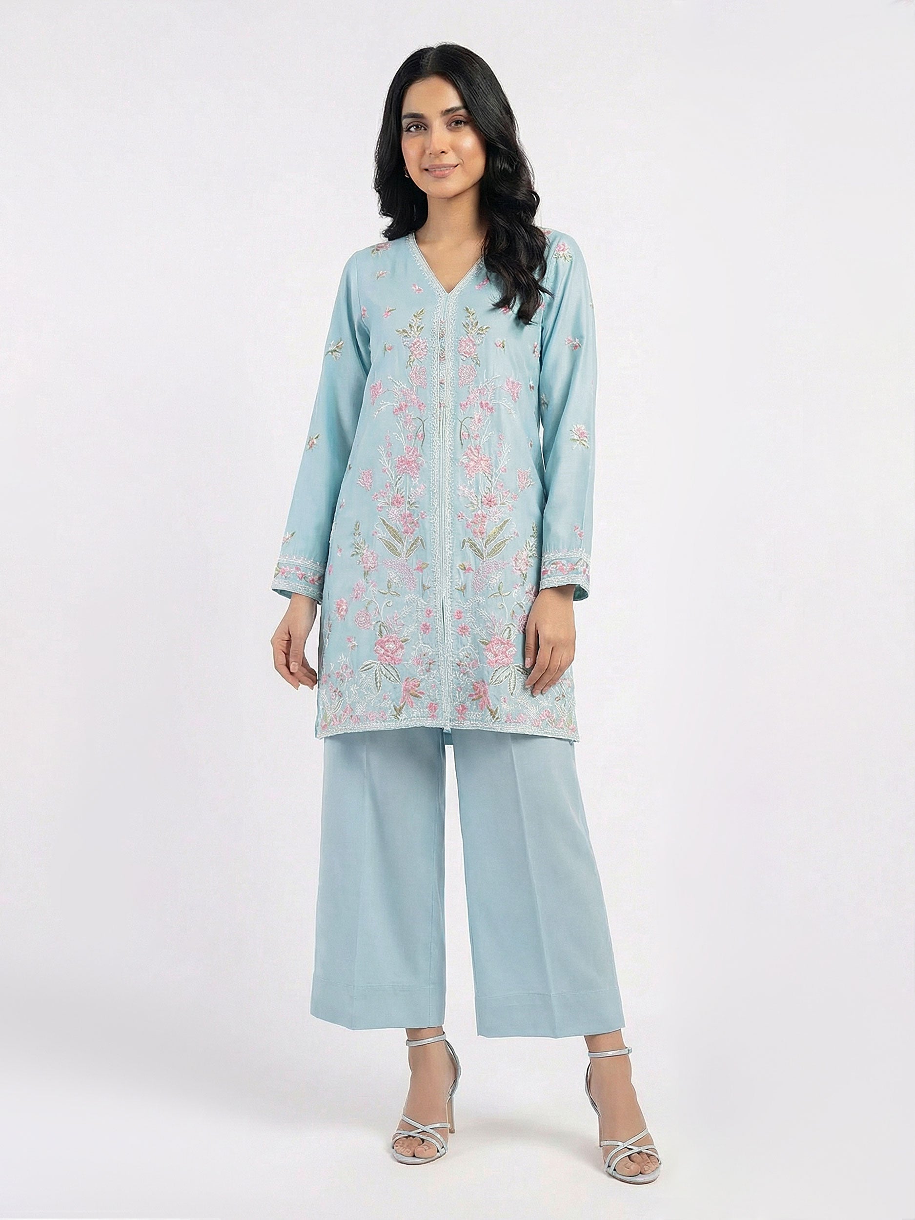 2-piece-silk-suit--embroidered-(pret)