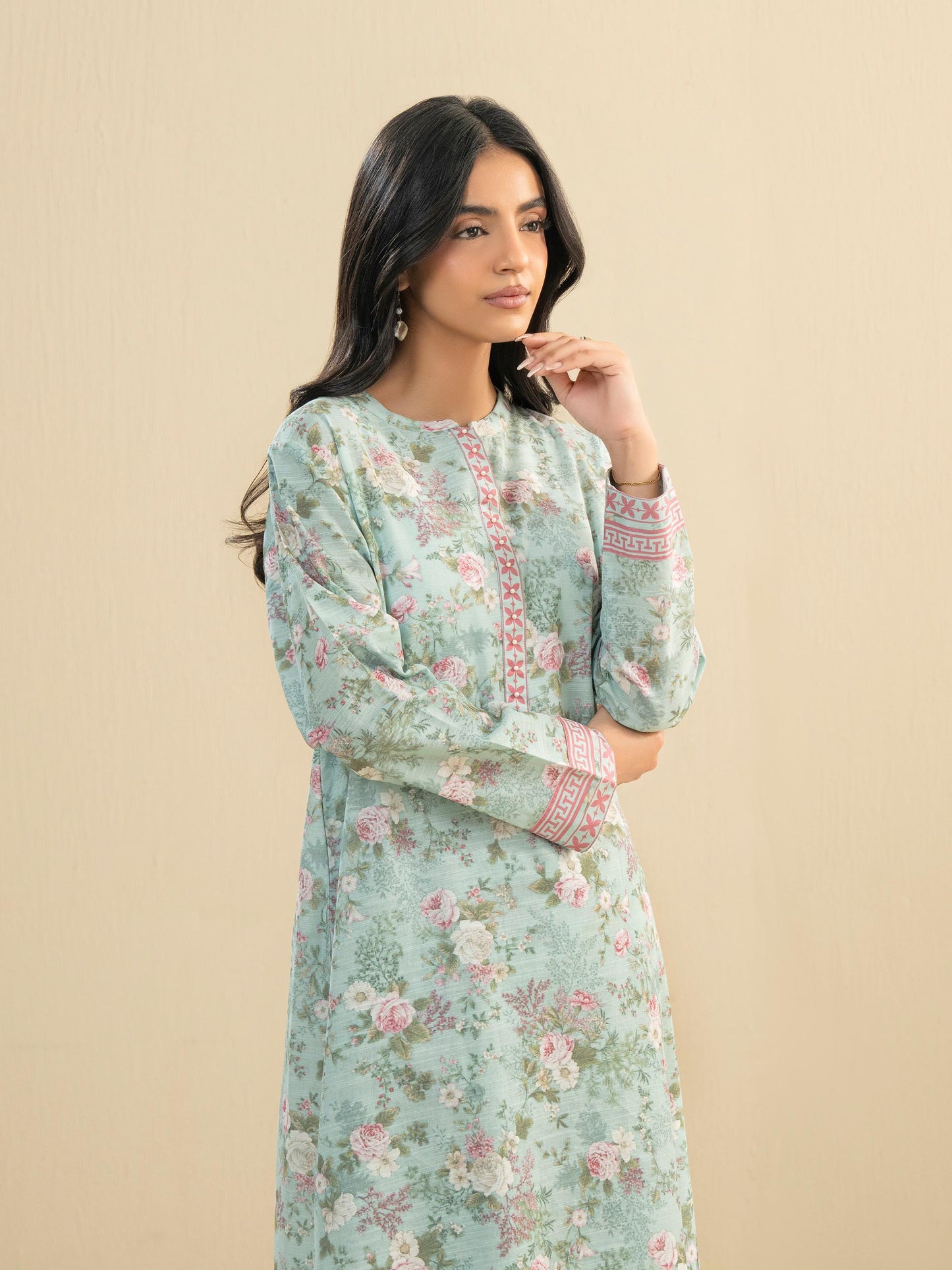 2 Piece Khaddar Suit-Printed (Pret)