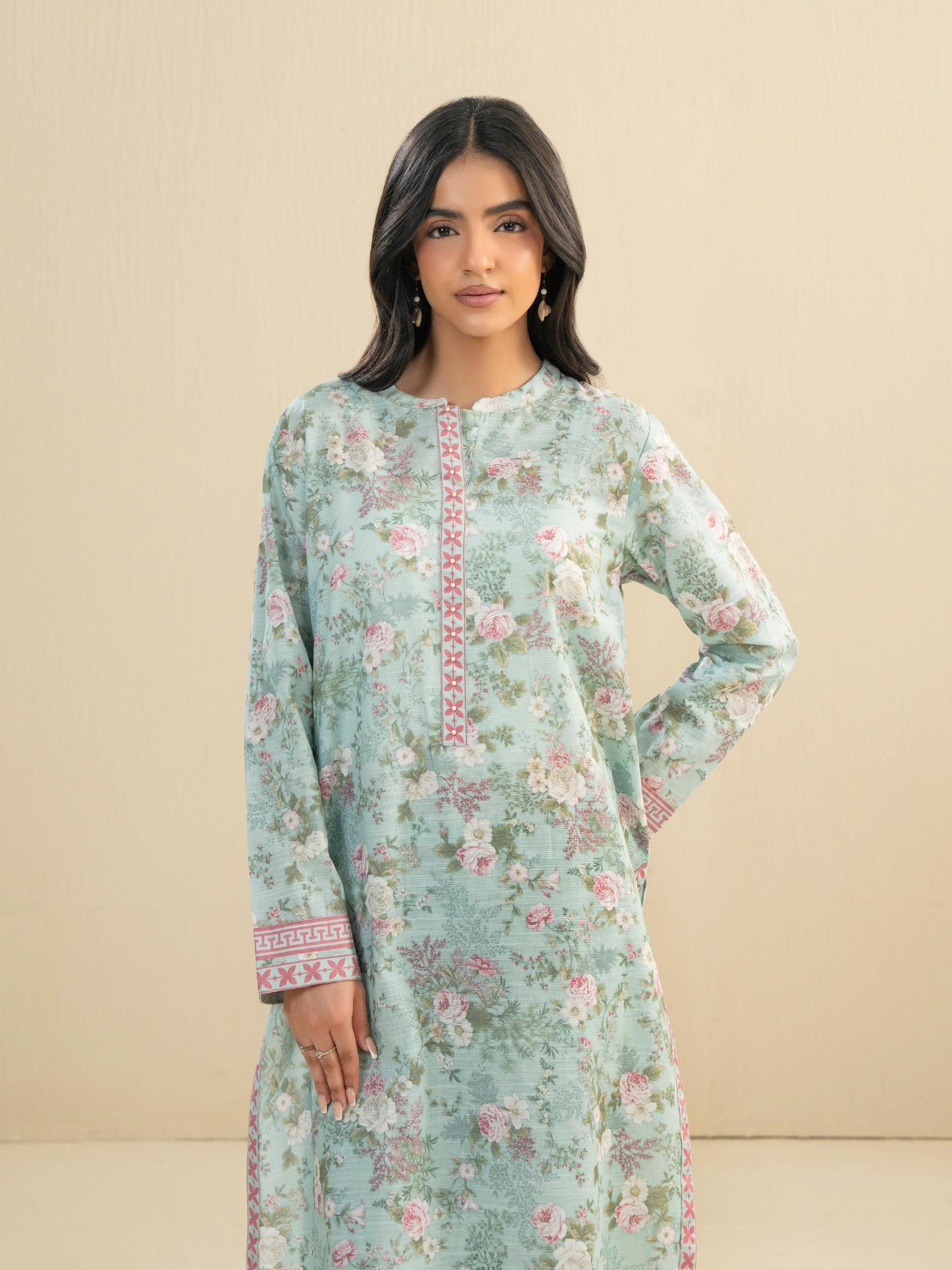 2 Piece Khaddar Suit-Printed (Pret)