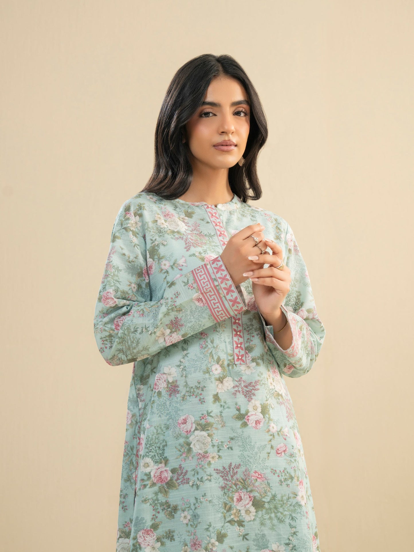 2 Piece Khaddar Suit-Printed (Pret)