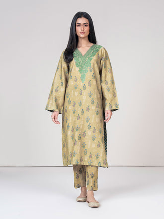 2-piece-khaddar-suit--embroidered-(pret)