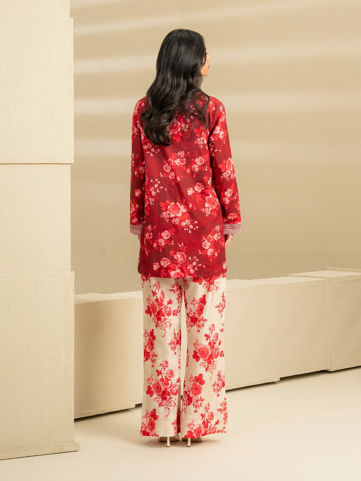 2 Piece Khaddar Suit-Printed (Pret)