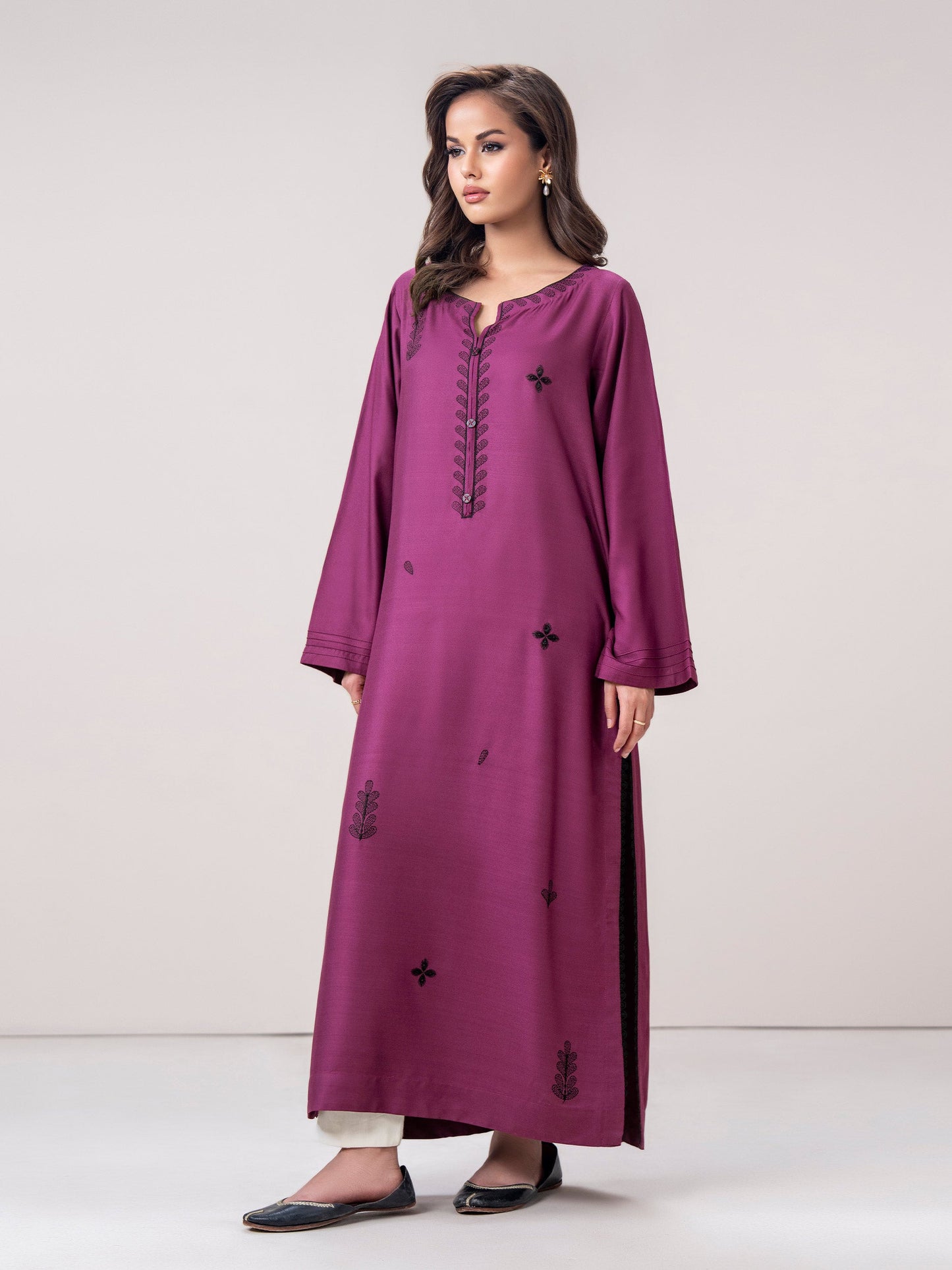 Khaddar Shirt- Embroidered (Pret)