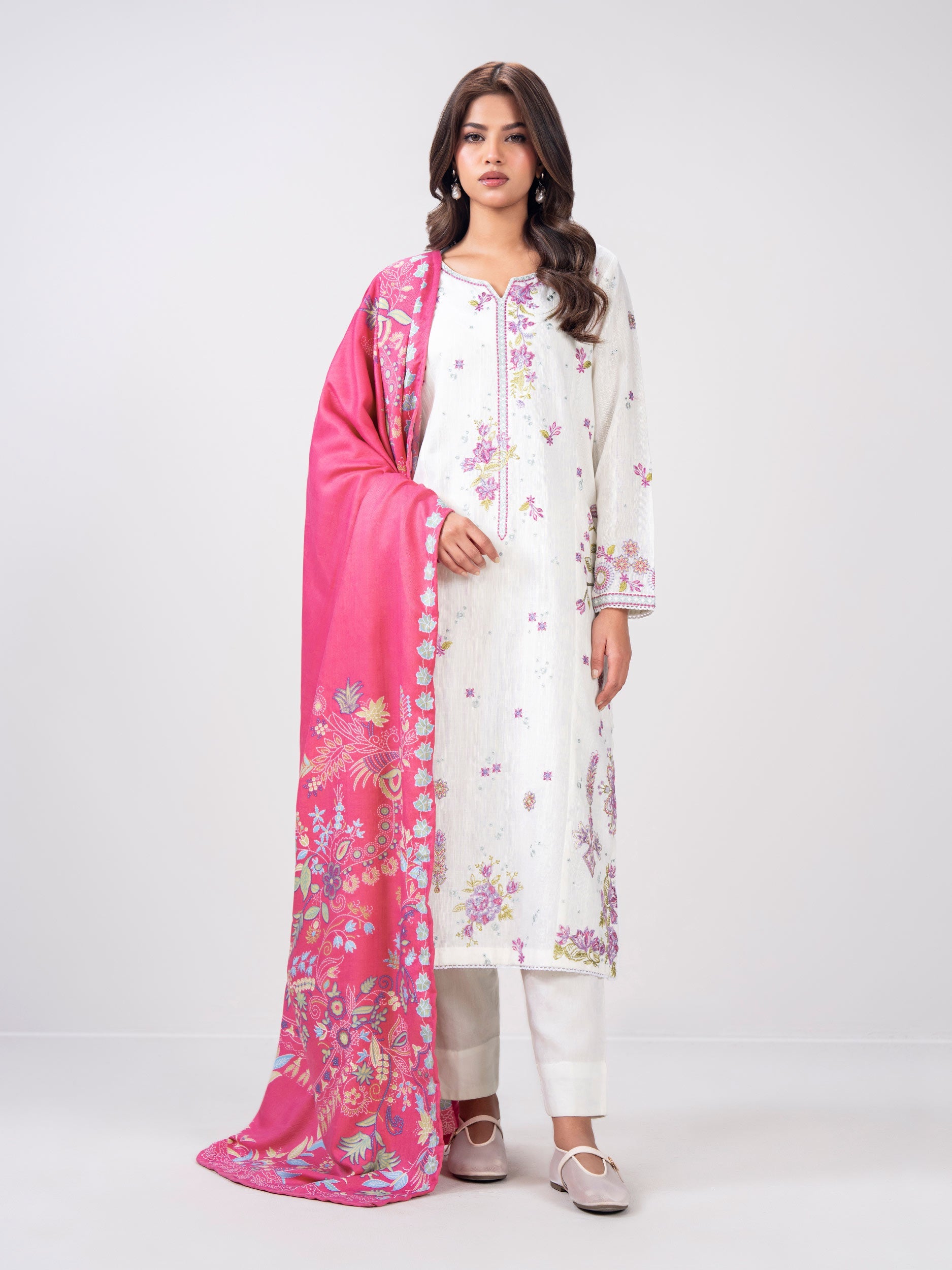 2-piece-slub-khaddar-suit--embroidered-(pret)