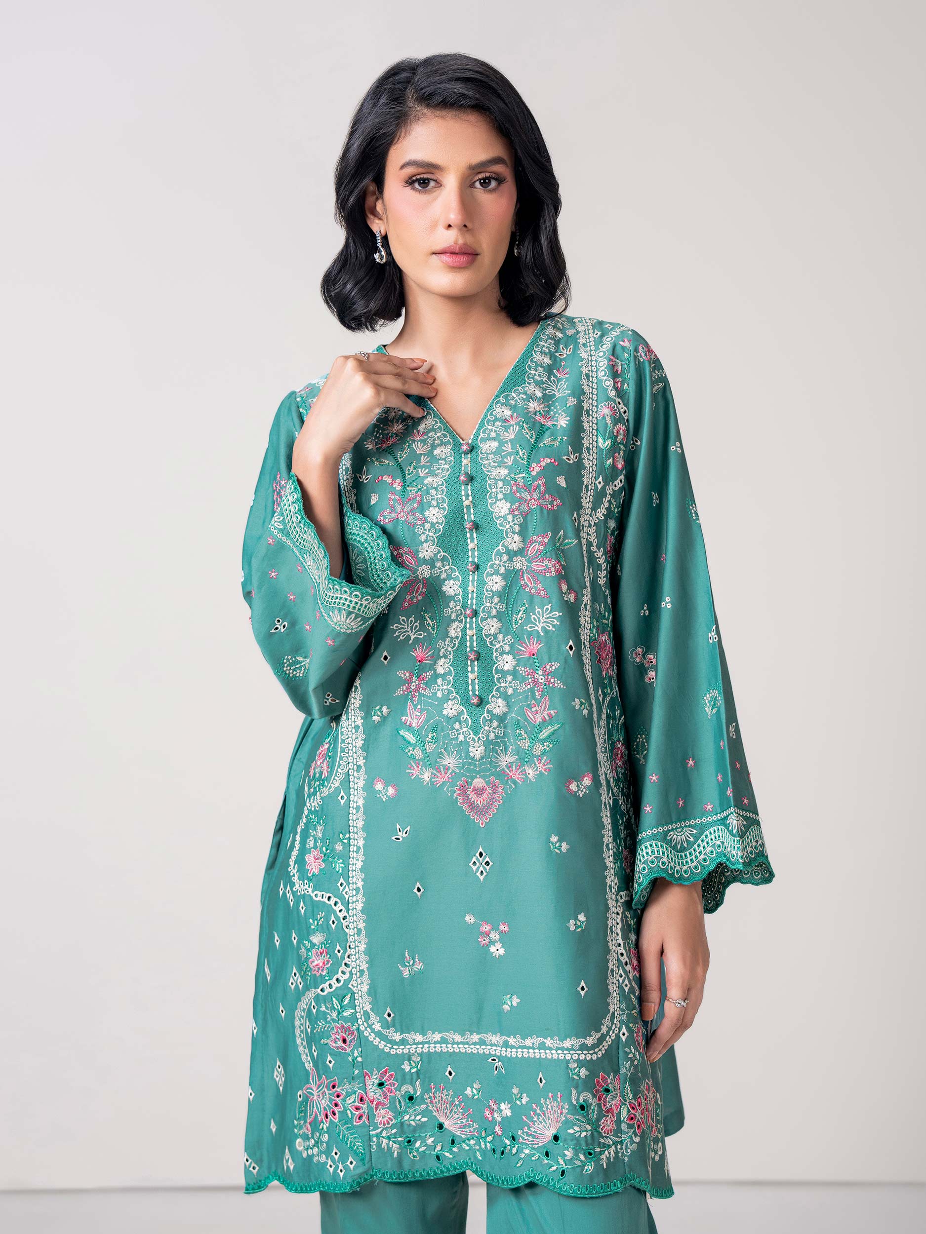 2-piece-satin-suit--embroidered-(pret)