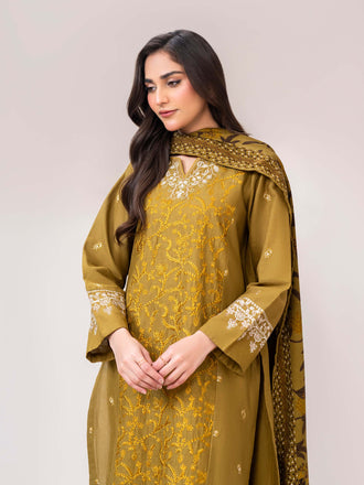 3-piece-khaddar-suit--embroidered-(pret)