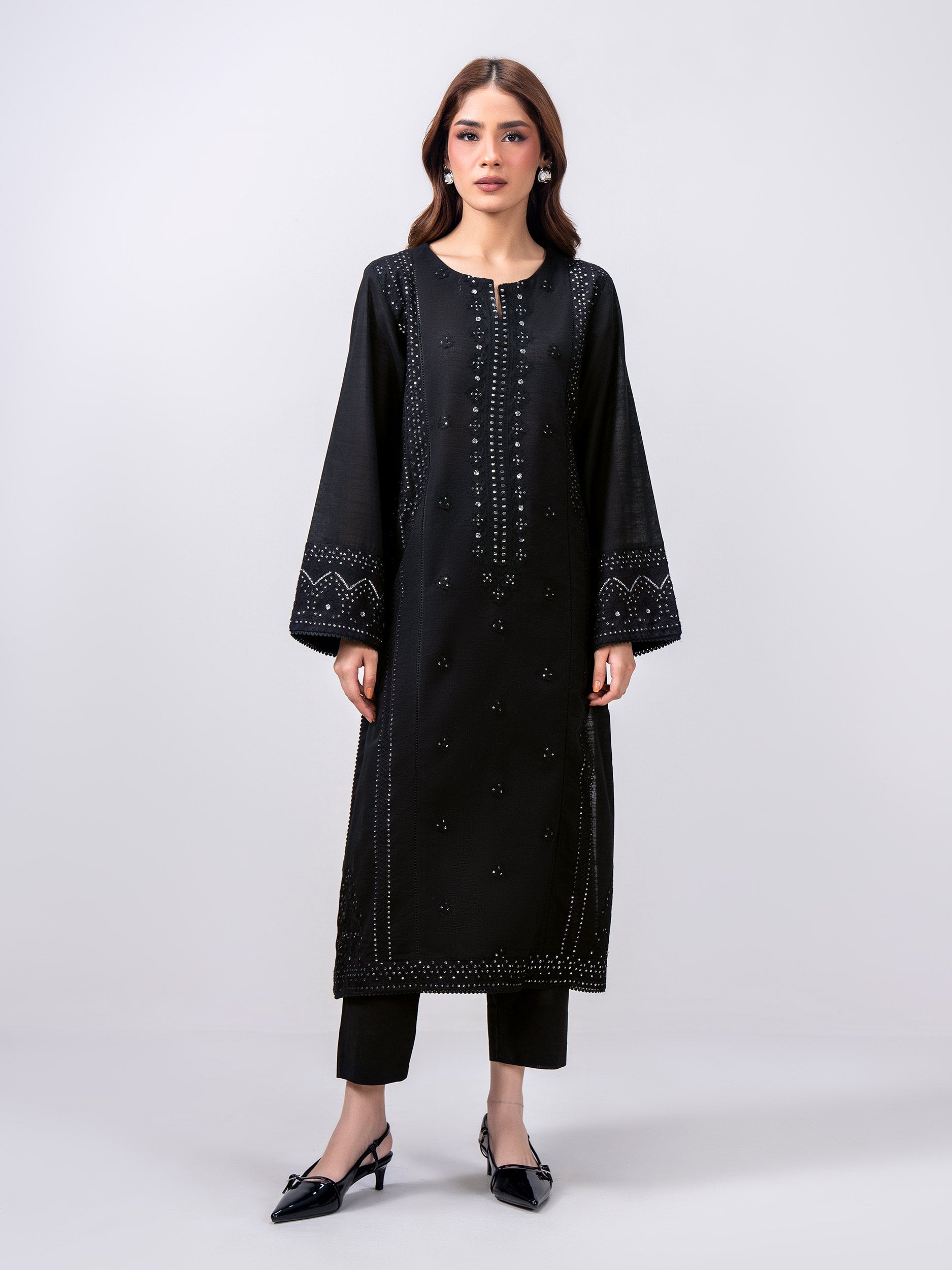 2-piece-slub-khaddar-suit--embroidered-(pret)