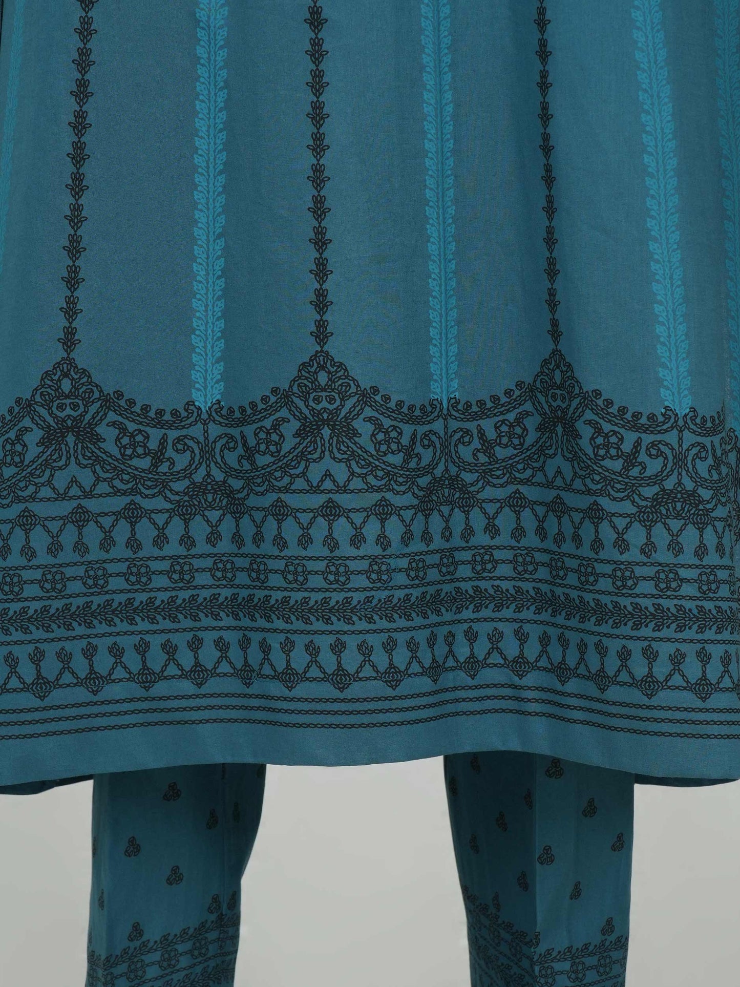 2 Piece Lawn Suit (Pret)