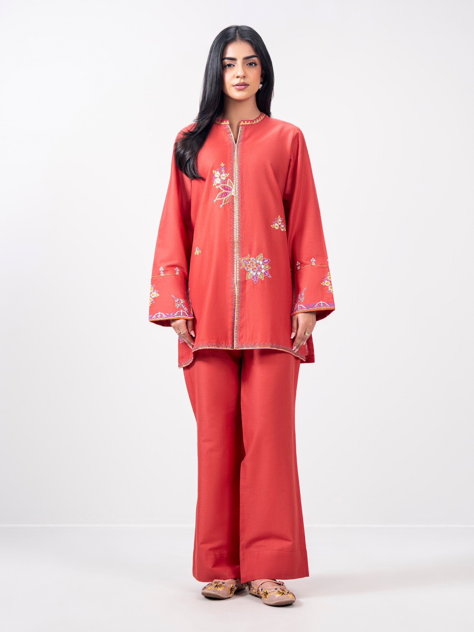 khaddar-co-ord-set--embroidered