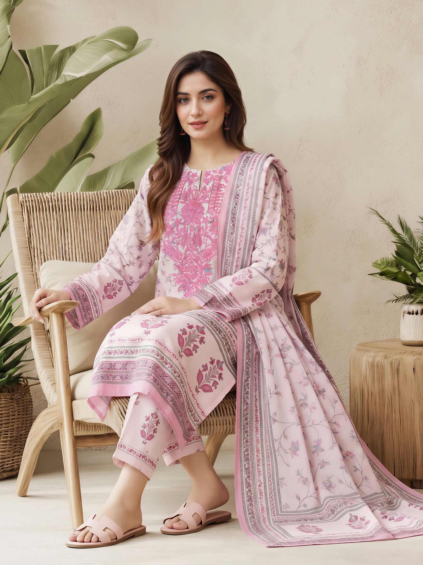 3 Piece Lawn Suit- Embroidered (Pret)