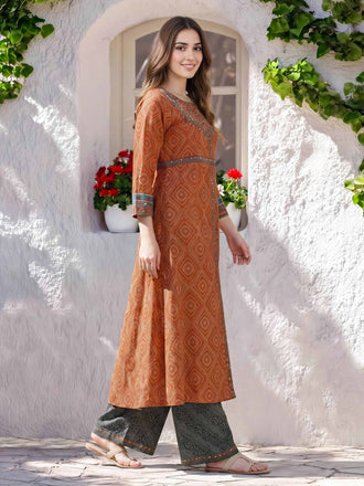 2-piece-lawn-suit--embroidered-(pret)