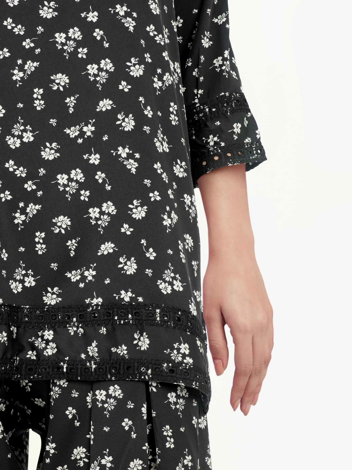 Silk Co-ord set- Embroidered