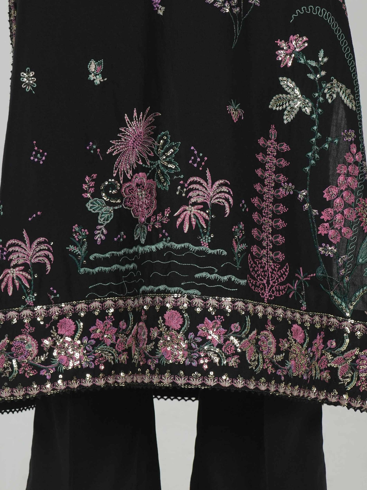 3 Piece Lawn Suit- Embroidered (Pret)