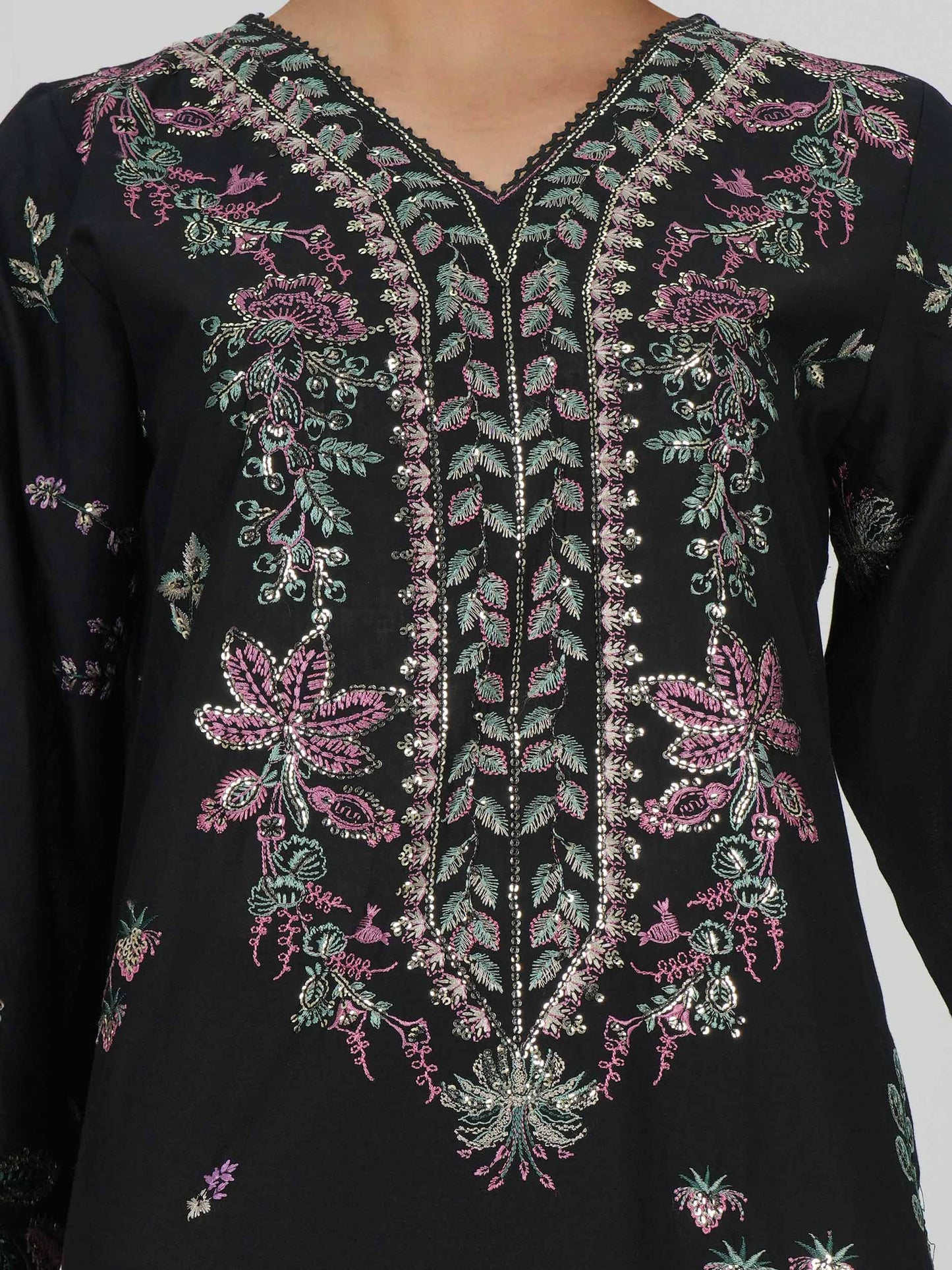 3 Piece Lawn Suit- Embroidered (Pret)