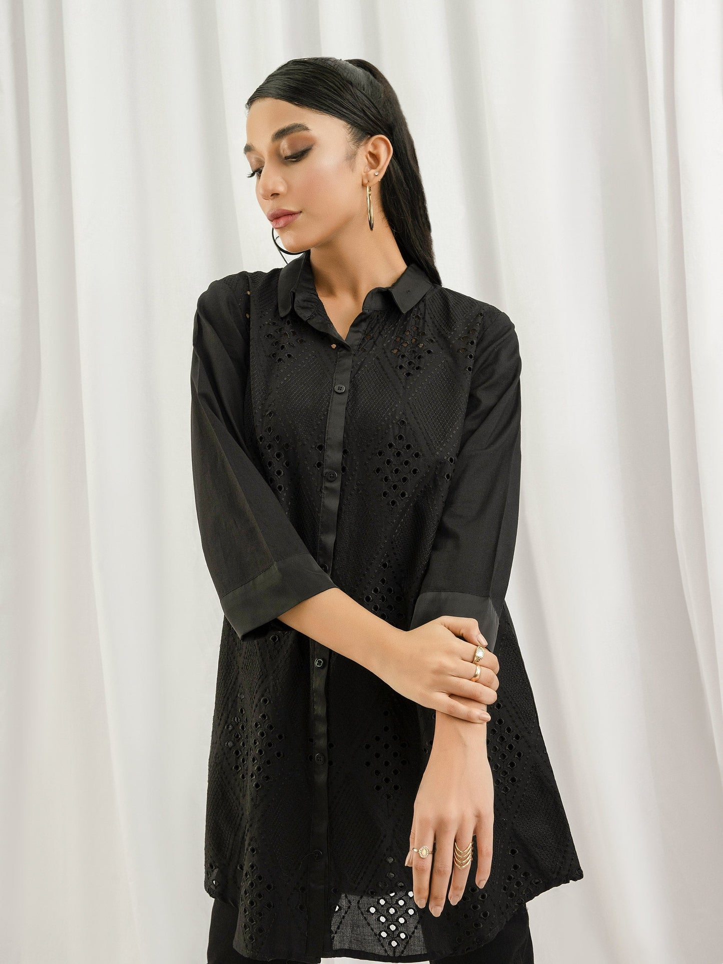 Cambric Kurti- Embroidered (Pret)