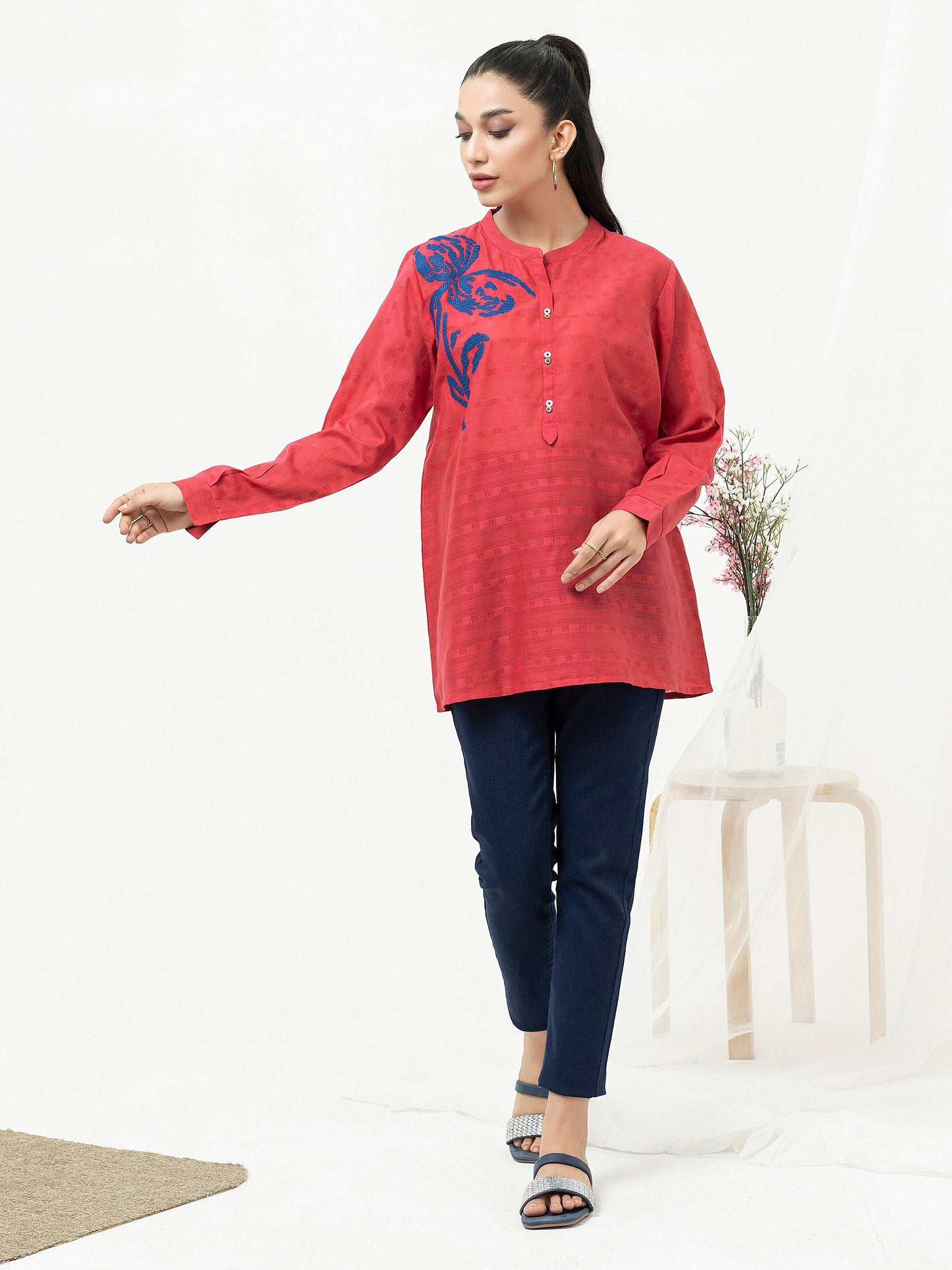 Texture Lawn Kurti- Embroidered (Pret)