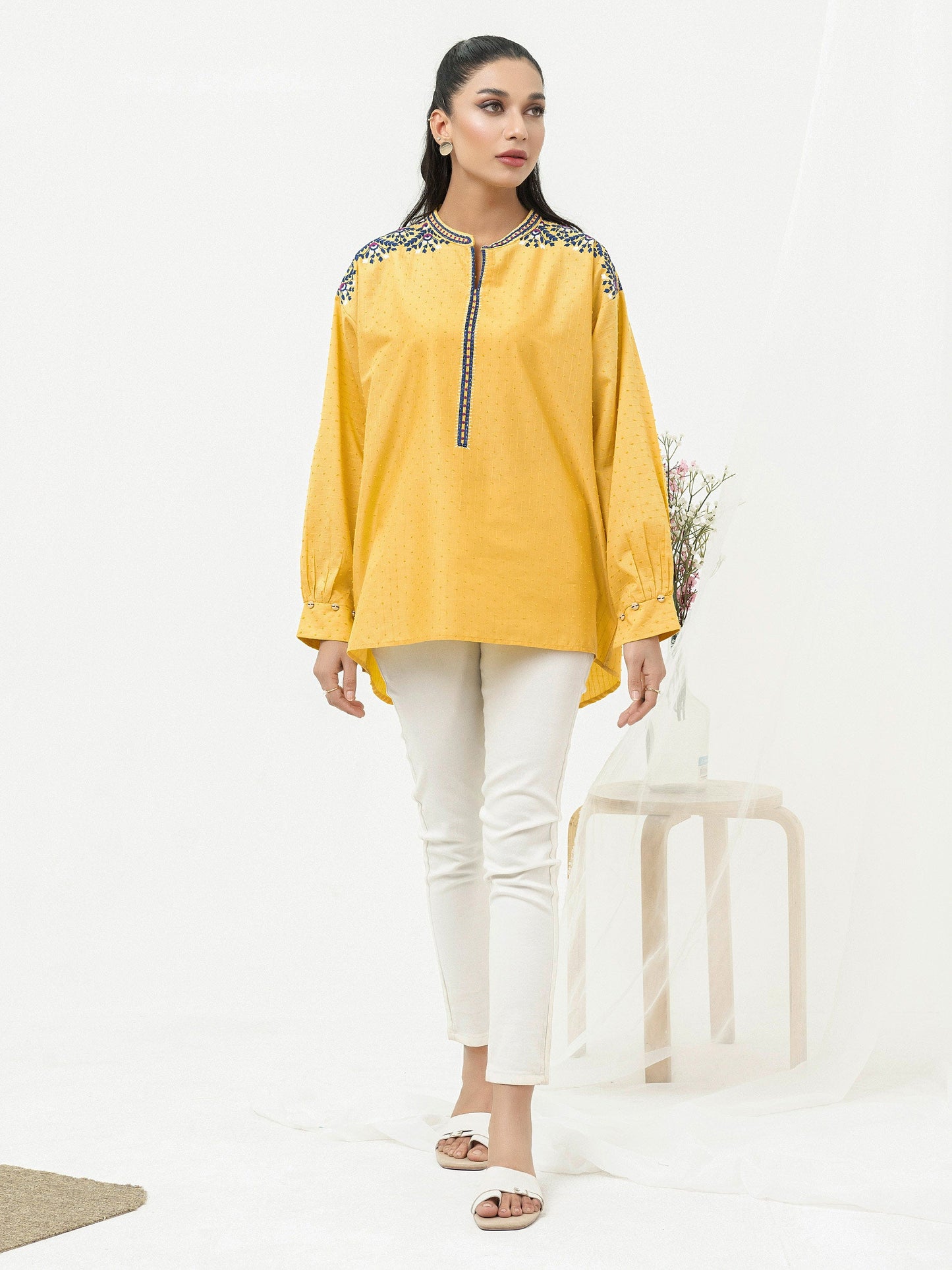 Textured Lawn Kurti-Embroidered (Pret)