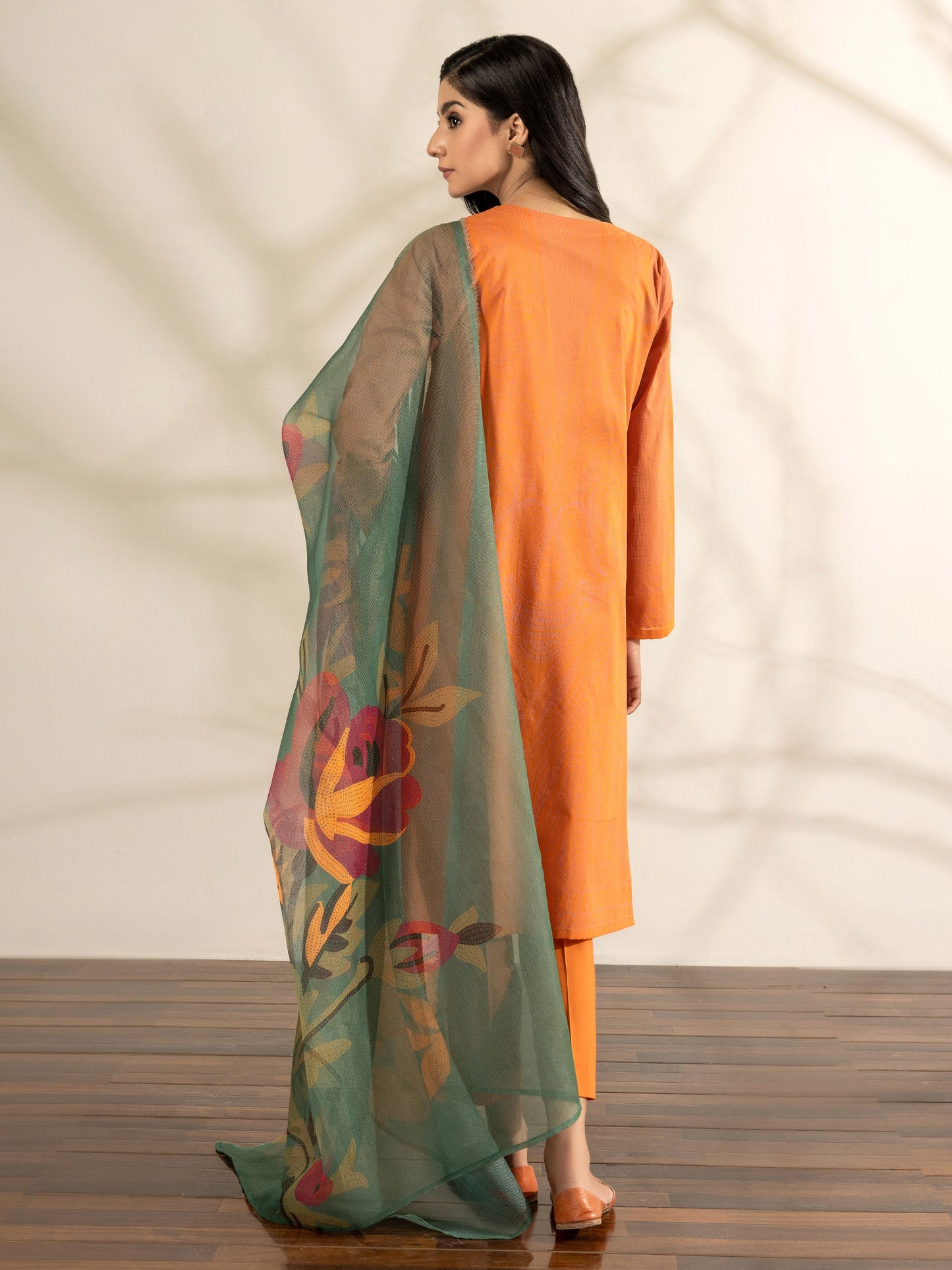 3 Piece Lawn Suit-Emboss Print (Pret)