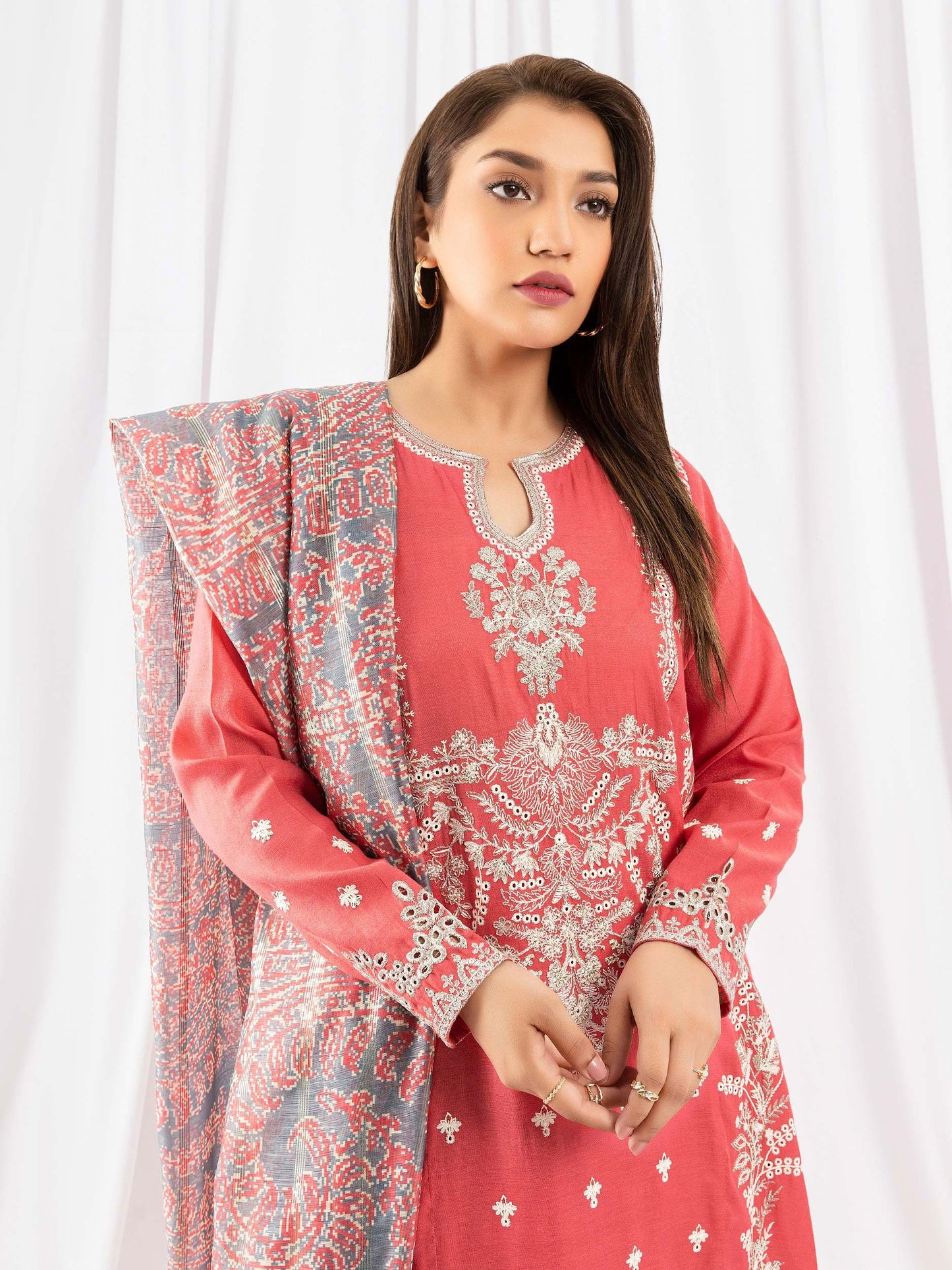 3 Piece Lawn Suit-Embroidered (Pret)