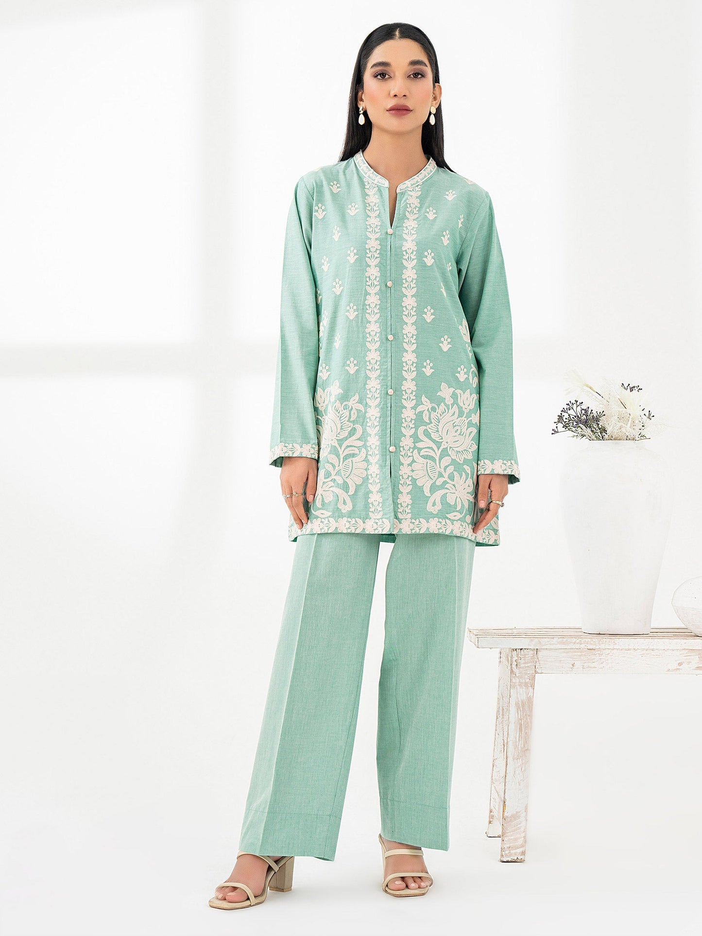 2 Piece Yarn Dyed Suit- Embroidered (Pret)