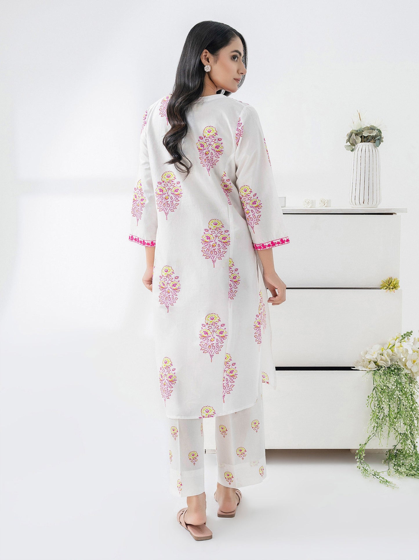 2 Piece Lawn Suit-Embroidered (Pret)