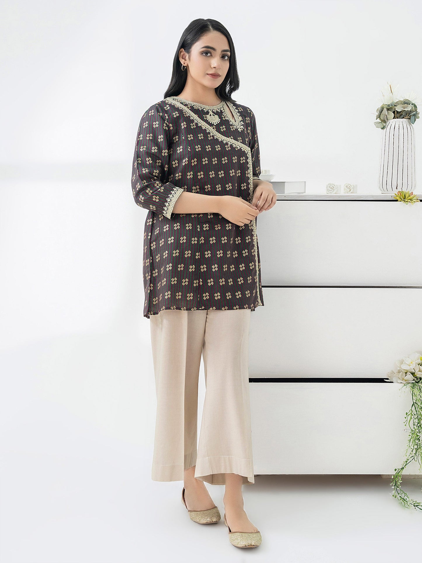 Jacquard Kurti-Embroidered (Pret)