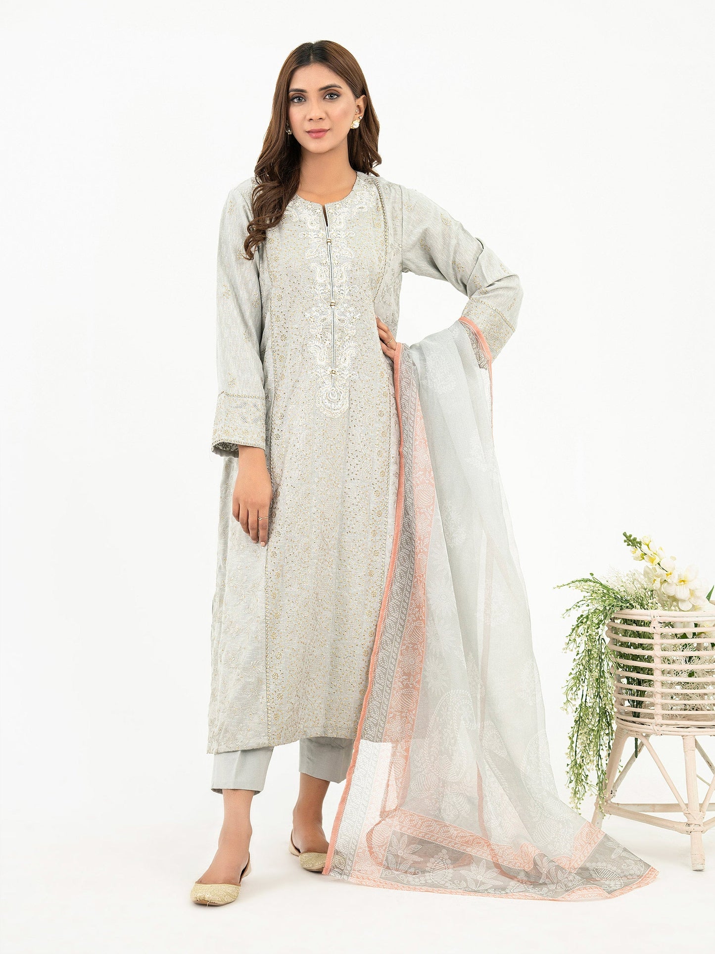 3 Piece Karandi Suit-Embroidered (Pret)