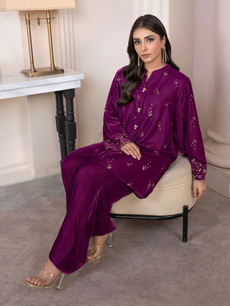 2-piece-velvet-suit-embroidered(pret)