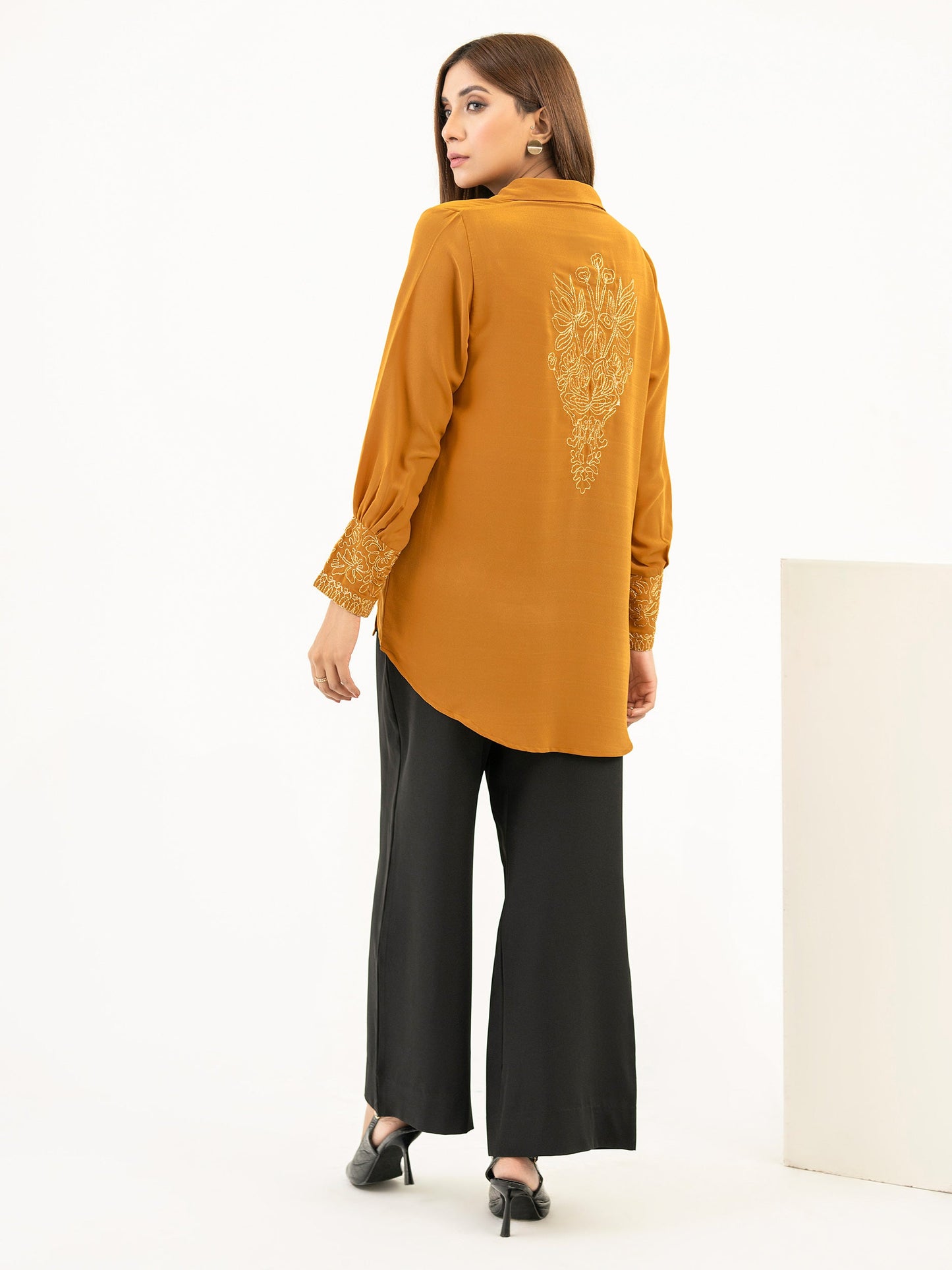 Grip Kurti-Embroidered (Pret)