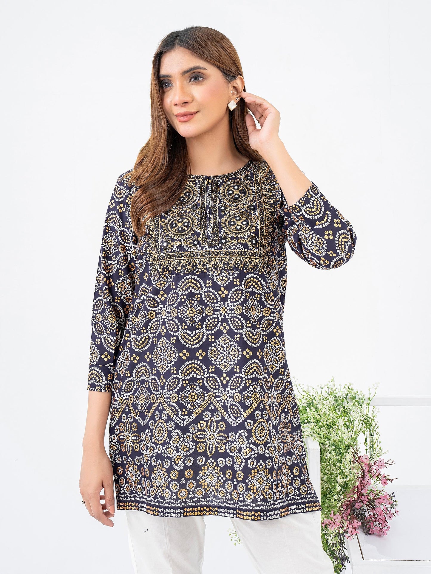 Lawn Kurti-Embroidered (Pret)