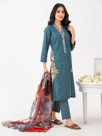 3-piece-cambric-suit-embroidered-(pret)