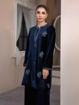 2-piece-velvet-suit-embroidered(pret)