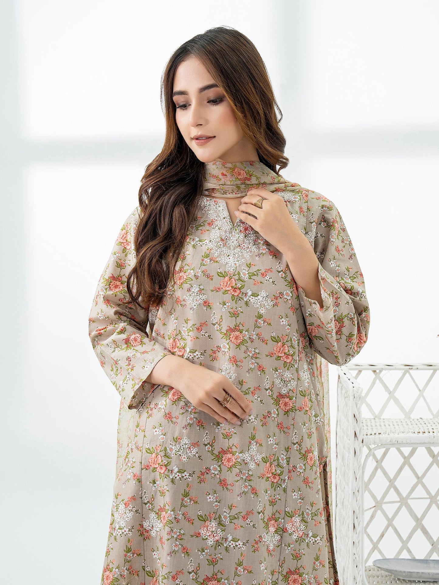 2 Piece Lawn Suit-Embroidered (Pret)