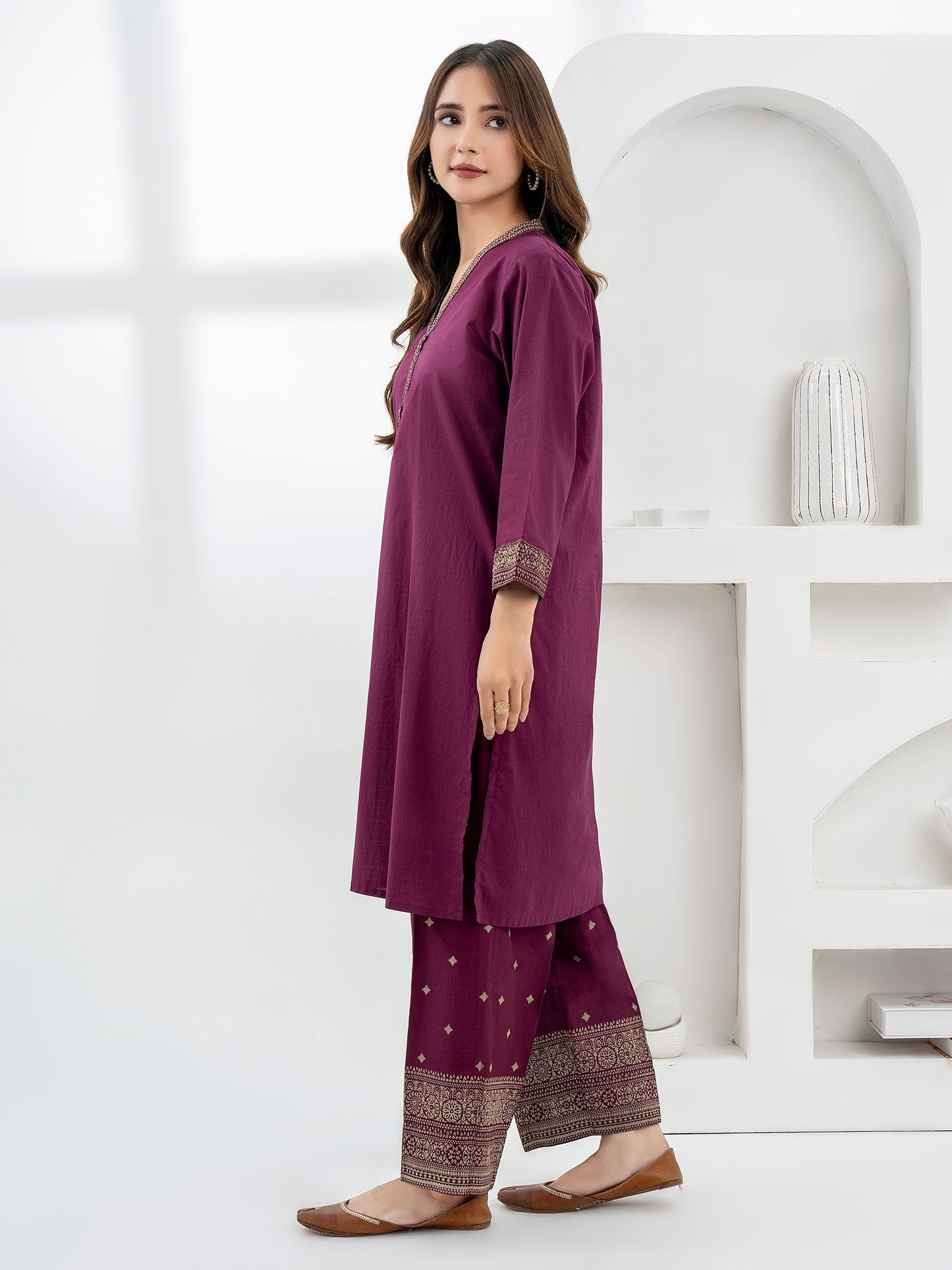 2 Piece Lawn Suit-Emboss Print (Pret)