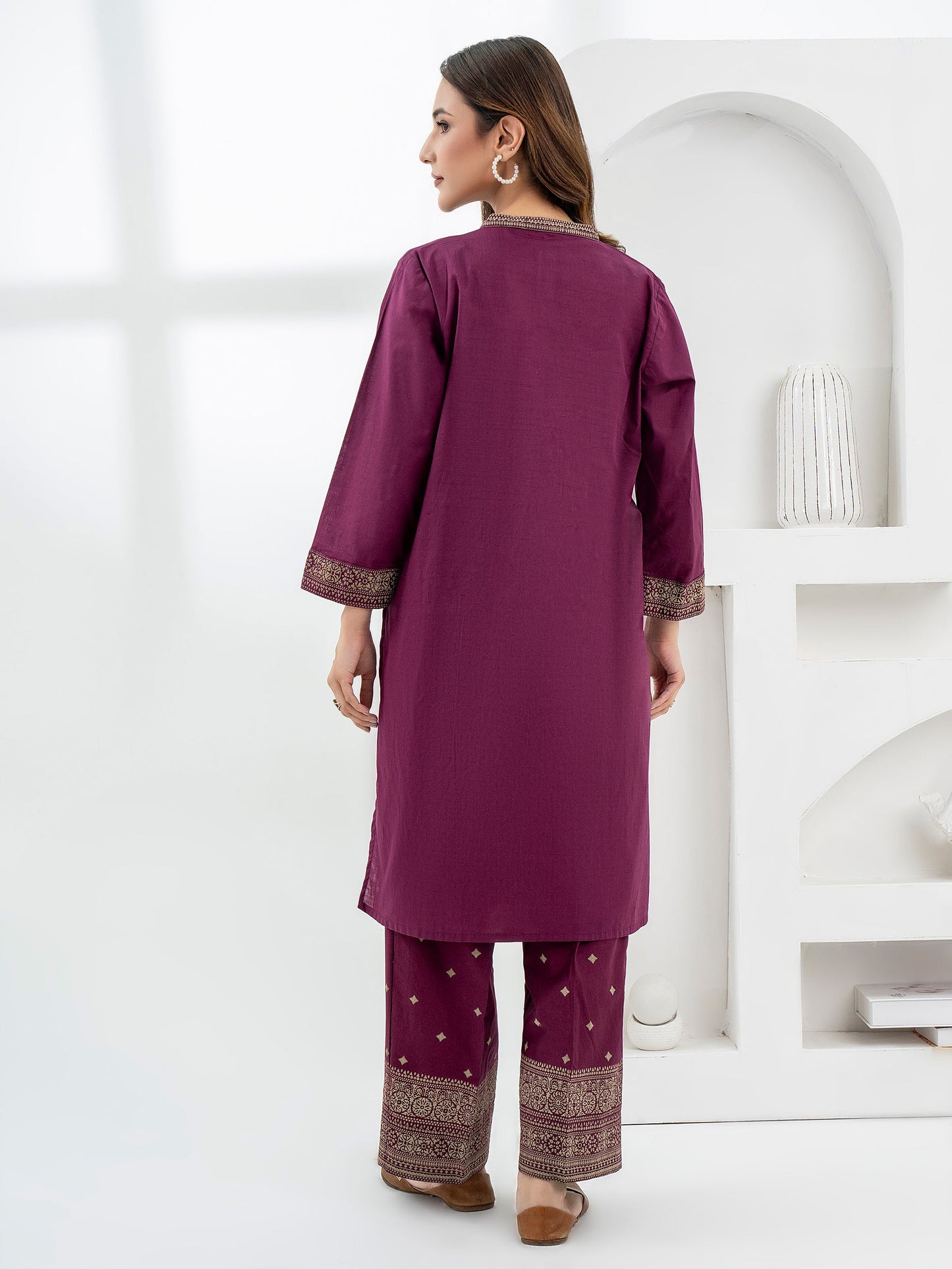 2 Piece Lawn Suit-Emboss Print (Pret)