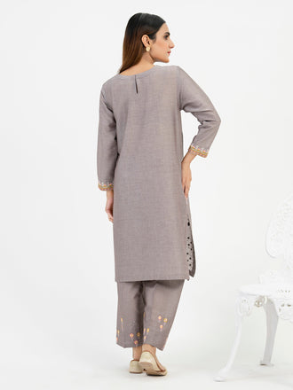 2-piece-yarn-dyed-suit-embroidered-(pret)