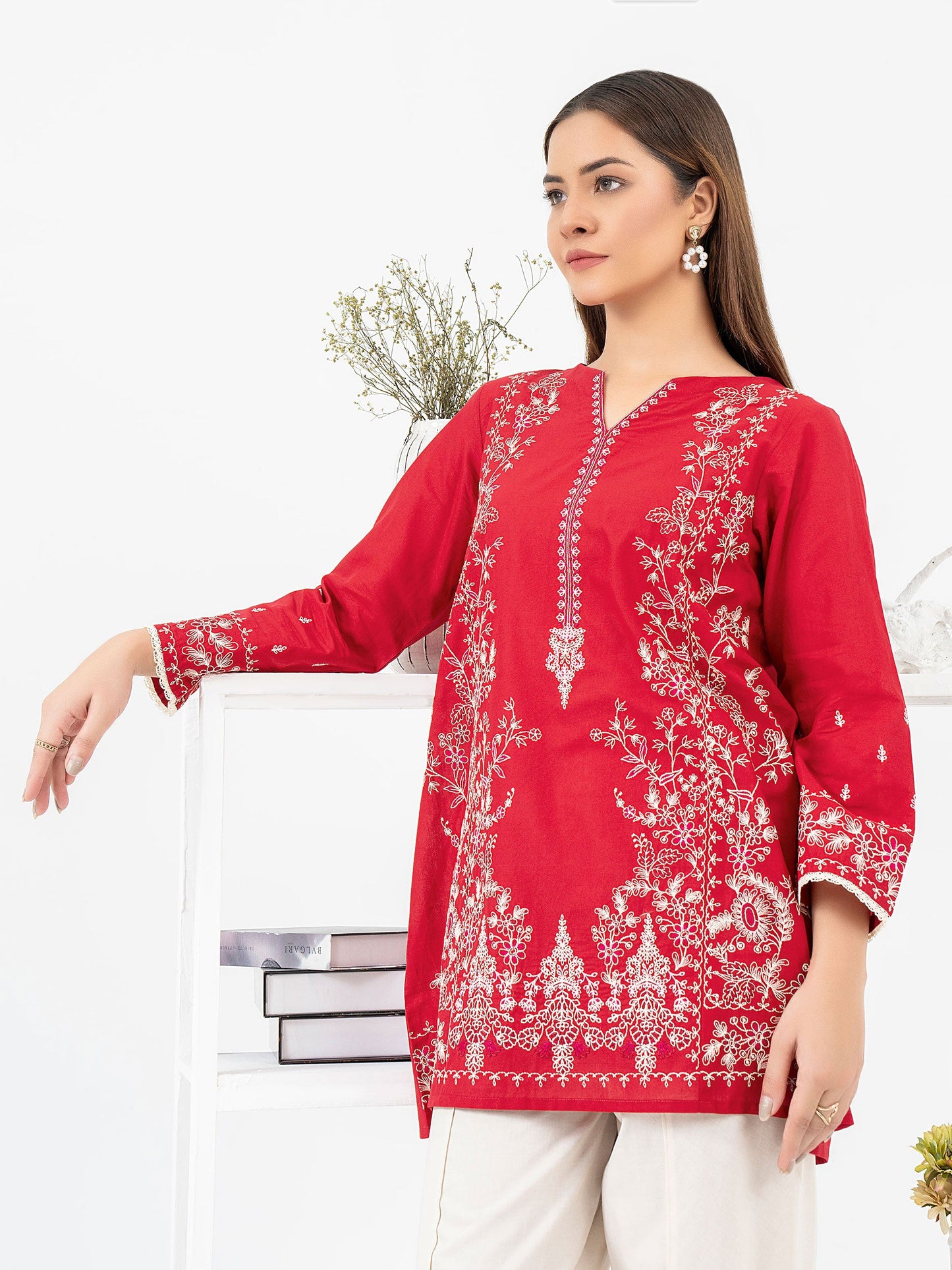 Cambric Kurti-Embroidered (Pret)