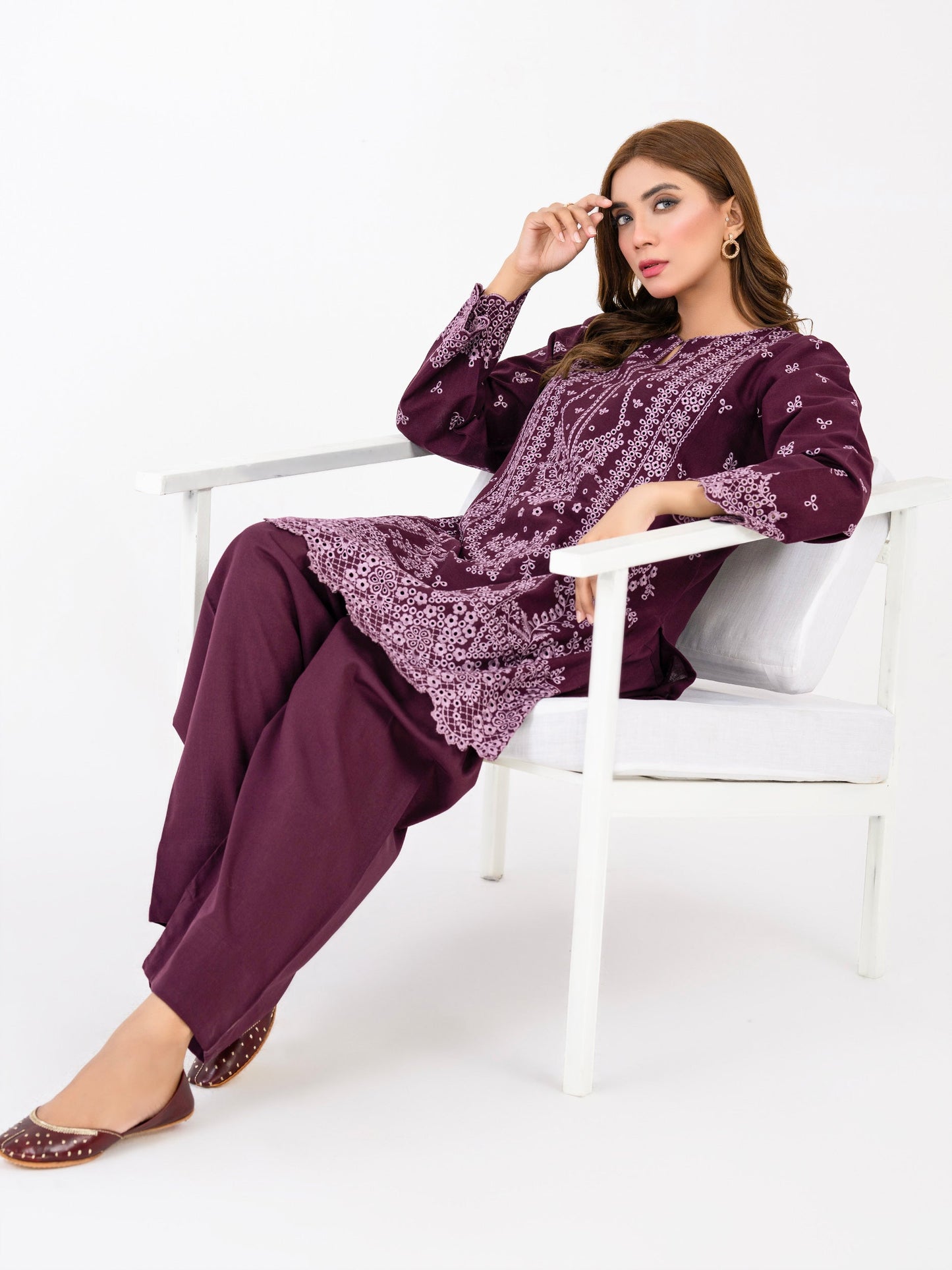 2 Piece Khaddar Suit-Embroidered(Pret)