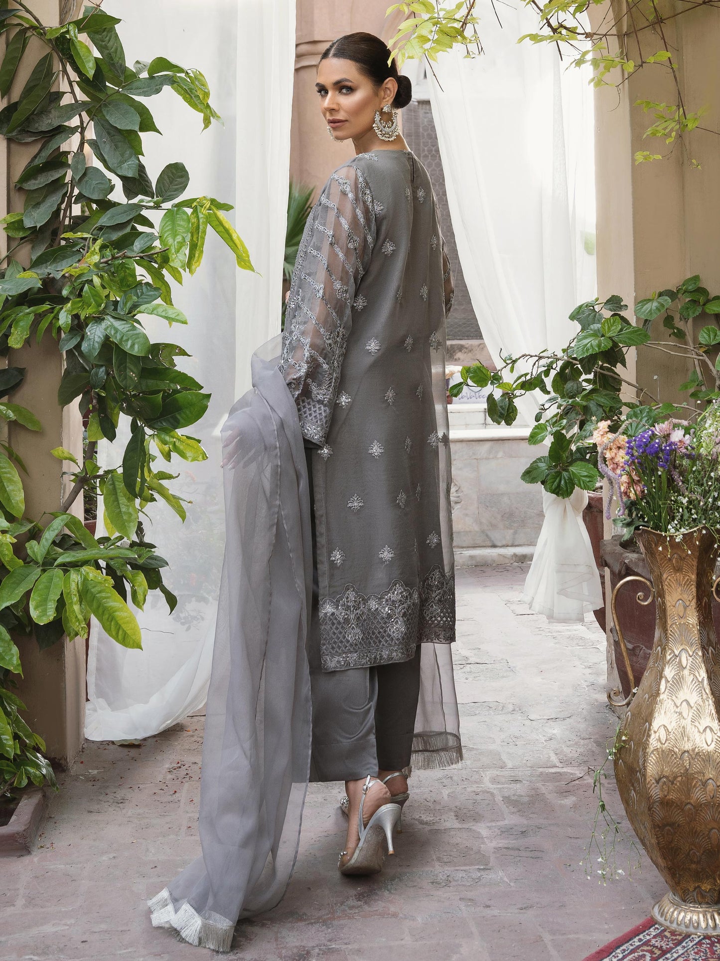 3 Piece Organza Suit-Embroidered (Pret)