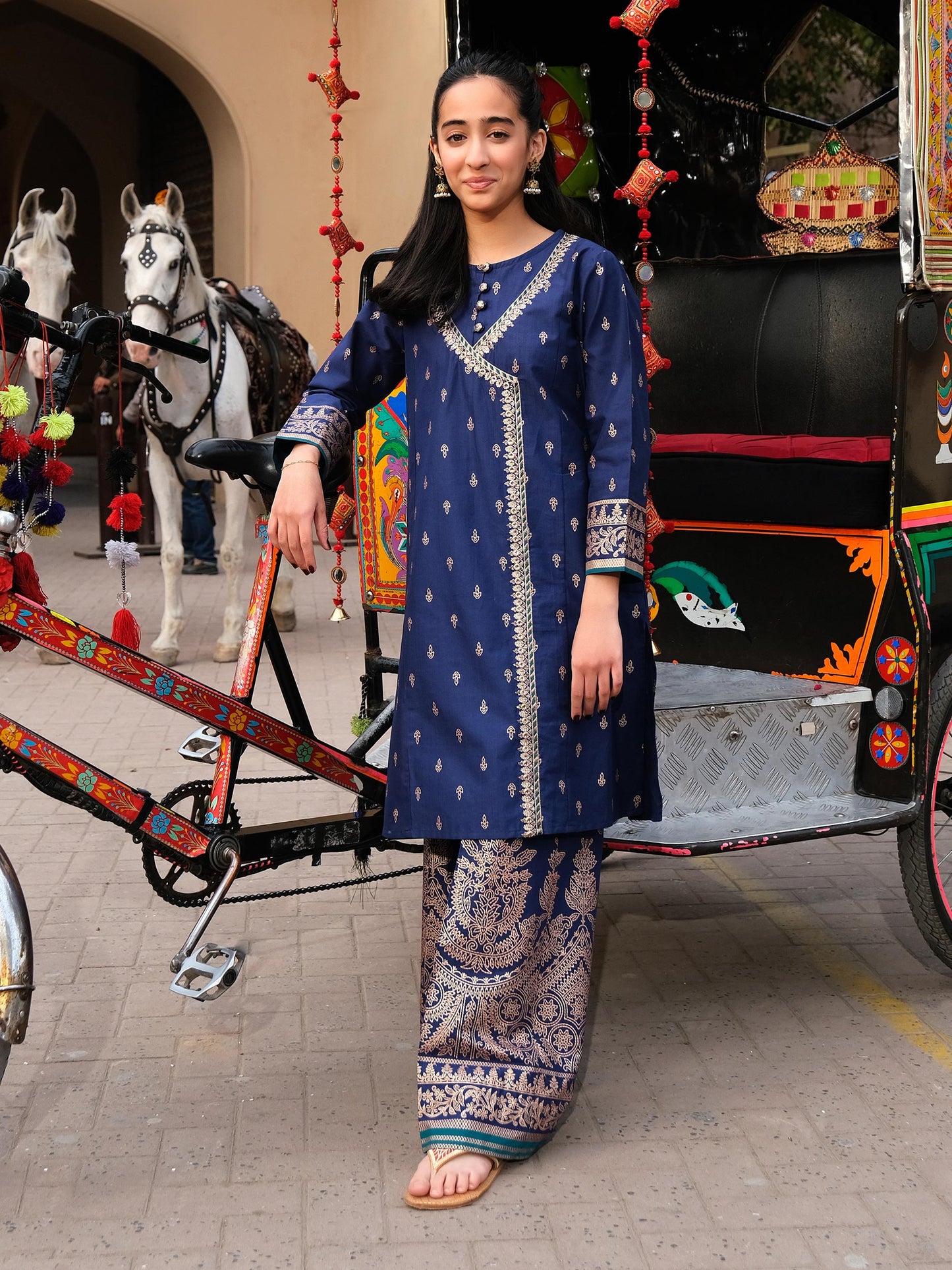 2 Piece Lawn Suit-Embroidered